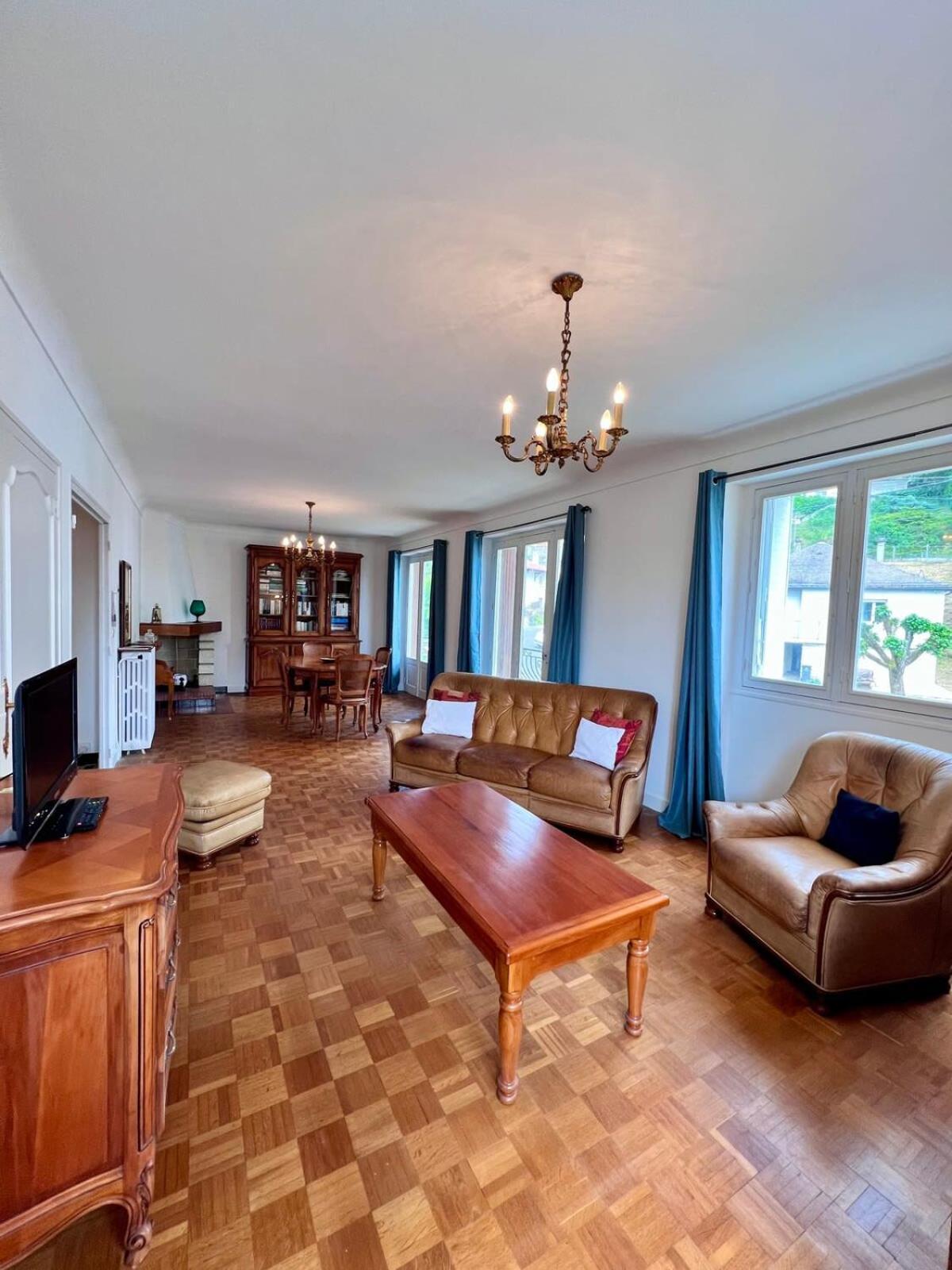 Maison "Le Jardin D'Elise" - Hauteur De Brive Экстерьер фото